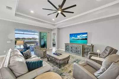 13480 Blue Bay Cir, Fort Myers, FL 33913 - Photo 9