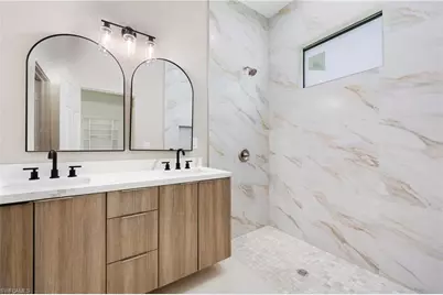 630 Loleta Ct, Lehigh Acres, FL 33972 - Photo 9