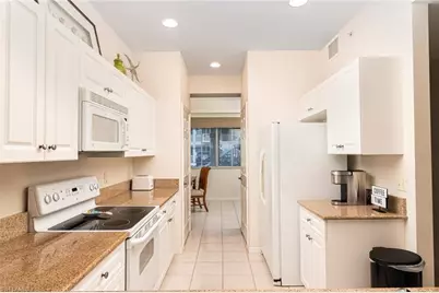 7955 Mahogany Run Ln #515, Naples, FL 34113 - Photo 5