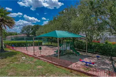 8302 Laurel Lakes Way, Naples, FL 34119 - Photo 31