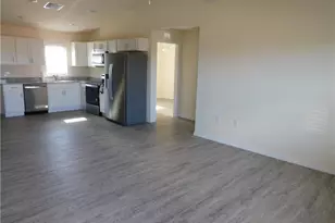 9026 Maywood Cir N, Labelle, FL 33935 - Photo 7