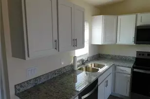 9026 Maywood Cir N, Labelle, FL 33935 - Photo 11