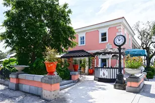 900 8th Ave S, Naples, FL 34102 - Photo 25