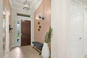 16242 Aberdeen Wy, Naples, FL 34110 - Photo 3