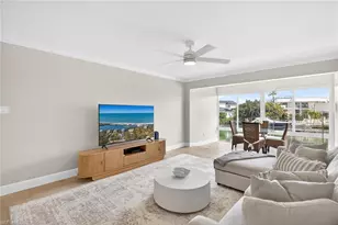 1550 Gulf Shore Blvd N, Naples, FL 34102 - Photo 7