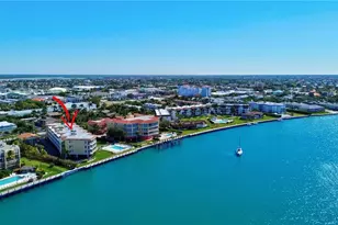 816 W Elkcam Cir, Marco Island, FL 34145 - Photo 37