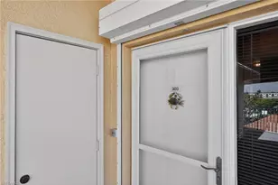 816 W Elkcam Cir, Marco Island, FL 34145 - Photo 5