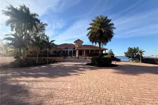 2600 McGregor Blvd, Fort Myers, FL 33901 - Photo 3