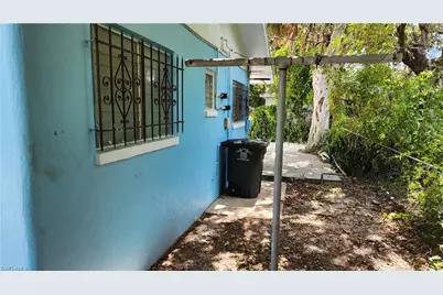2252/2254 Maple Ave, Fort Myers, FL 33901 - Photo 13