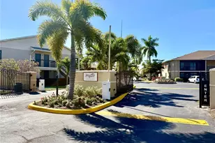 5315 Summerlin Rd, Fort Myers, FL 33919 - Photo 9