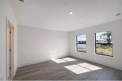 108 Indiana Pl, Lehigh Acres, FL 33936 - Photo 9