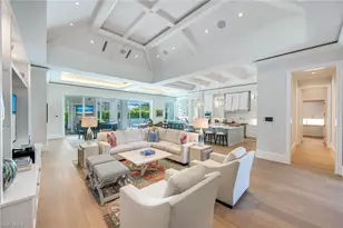 600 Fountainhead Way, Naples, FL 34103 - Photo 7