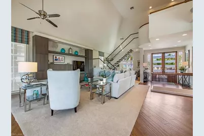 464 Oak Ave, Naples, FL 34108 - Photo 3