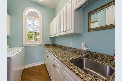 464 Oak Ave, Naples, FL 34108 - Photo 17