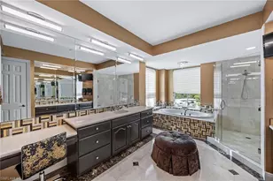 285 Grande Way, Naples, FL 34110 - Photo 23