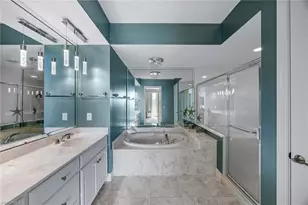 285 Grande Way, Naples, FL 34110 - Photo 27