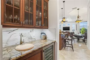 430 Saddlebrook Ln, Naples, FL 34110 - Photo 11