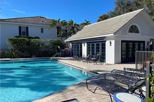 7046 Barrington Cir, Naples, FL 34108 - Photo 37