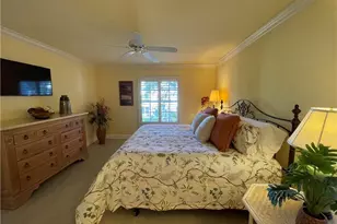 7046 Barrington Cir, Naples, FL 34108 - Photo 21