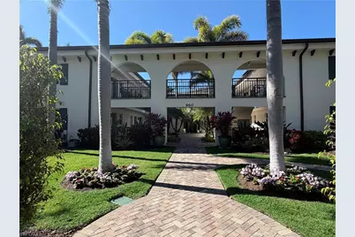 960 7th St S #103, Naples, FL 34102 - Photo 1