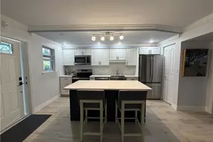 960 7th St S, Naples, FL 34102 - Photo 7