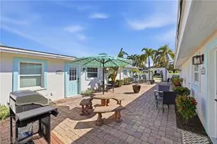 559 105th Ave N, Naples, FL 34108 - Photo 3