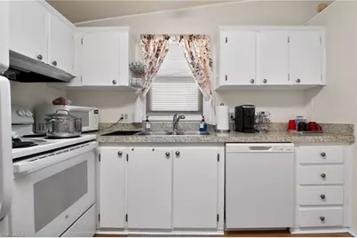 183 Oceans Blvd #183, Naples, FL 34104 - Photo 9