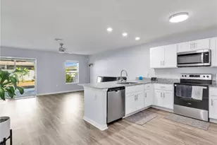 643 Tropicana Pkwy E, Cape Coral, FL 33909 - Photo 7