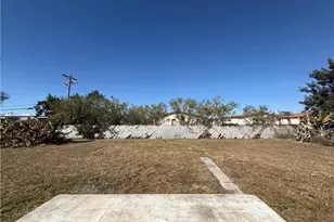 1315 NE Pine Island Ln, Cape Coral, FL 33909 - Photo 19