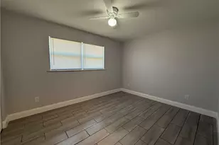 1315 NE Pine Island Ln, Cape Coral, FL 33909 - Photo 13