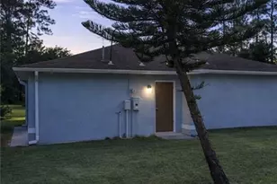 2275 Robin Dr, Naples, FL 34117 - Photo 9