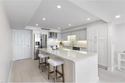 1919 Gulf Shore Blvd N #301, Naples, FL 34102 - Photo 7