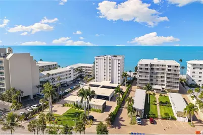 1919 Gulf Shore Blvd N #301, Naples, FL 34102 - Photo 19