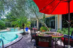 605 6th Ave N, Naples, FL 34102 - Photo 3