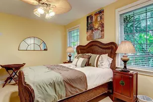 605 6th Ave N, Naples, FL 34102 - Photo 9