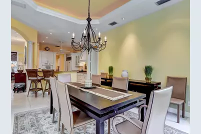 605 6th Ave N, Naples, FL 34102 - Photo 11