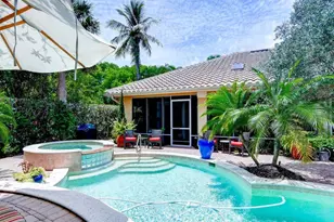 605 6th Ave N, Naples, FL 34102 - Photo 1