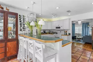 27553 Playa Del Rey Ln, Bonita Springs, FL 34135 - Photo 11