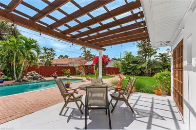 27553 Playa Del Rey Ln, Bonita Springs, FL 34135 - Photo 23