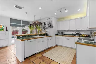 27553 Playa Del Rey Ln, Bonita Springs, FL 34135 - Photo 7