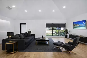 10771 6th St, Naples, FL 34108 - Photo 5