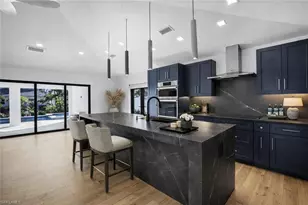 10771 6th St, Naples, FL 34108 - Photo 9