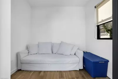 10771 6th St, Naples, FL 34108 - Photo 23