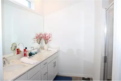 2261 Avocado Ln, Naples, FL 34120 - Photo 17