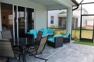 2261 Avocado Ln, Naples, FL 34120 - Photo 21