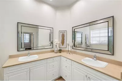 2328 Island Cove Cir, Naples, FL 34109 - Photo 19