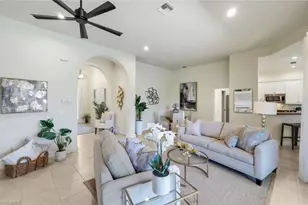 2328 Island Cove Cir, Naples, FL 34109 - Photo 7