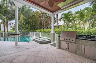 85 13th Ave S, Naples, FL 34102 - Photo 13