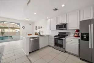 6072 Towncenter Cir, Naples, FL 34119 - Photo 13