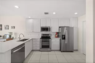 6072 Towncenter Cir, Naples, FL 34119 - Photo 11